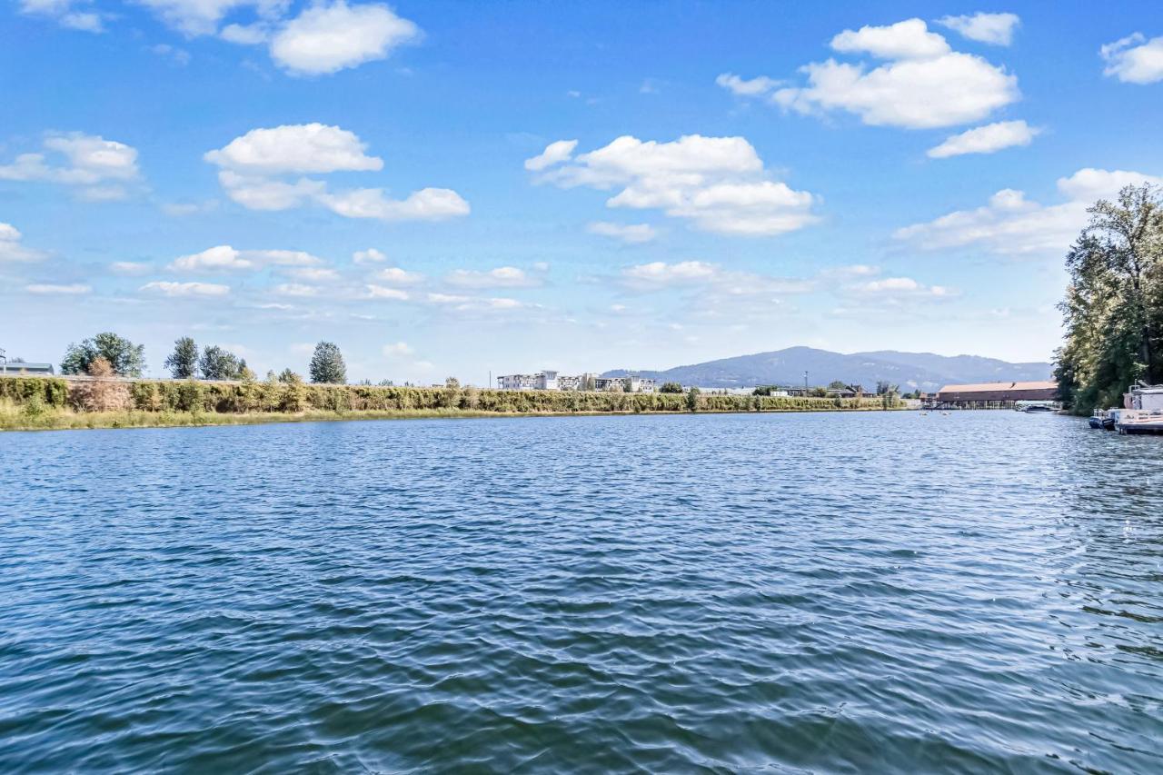 Driftwood Waterfront Gem Apartment Sandpoint Luaran gambar